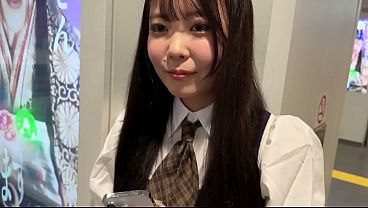 Ririka (23), a busty woman with large breasts who works as a sex slave on the fringes of the entertainment industry, is a cheeky sex worker [Flirting with guys → Guaranteed to become a sex friend]